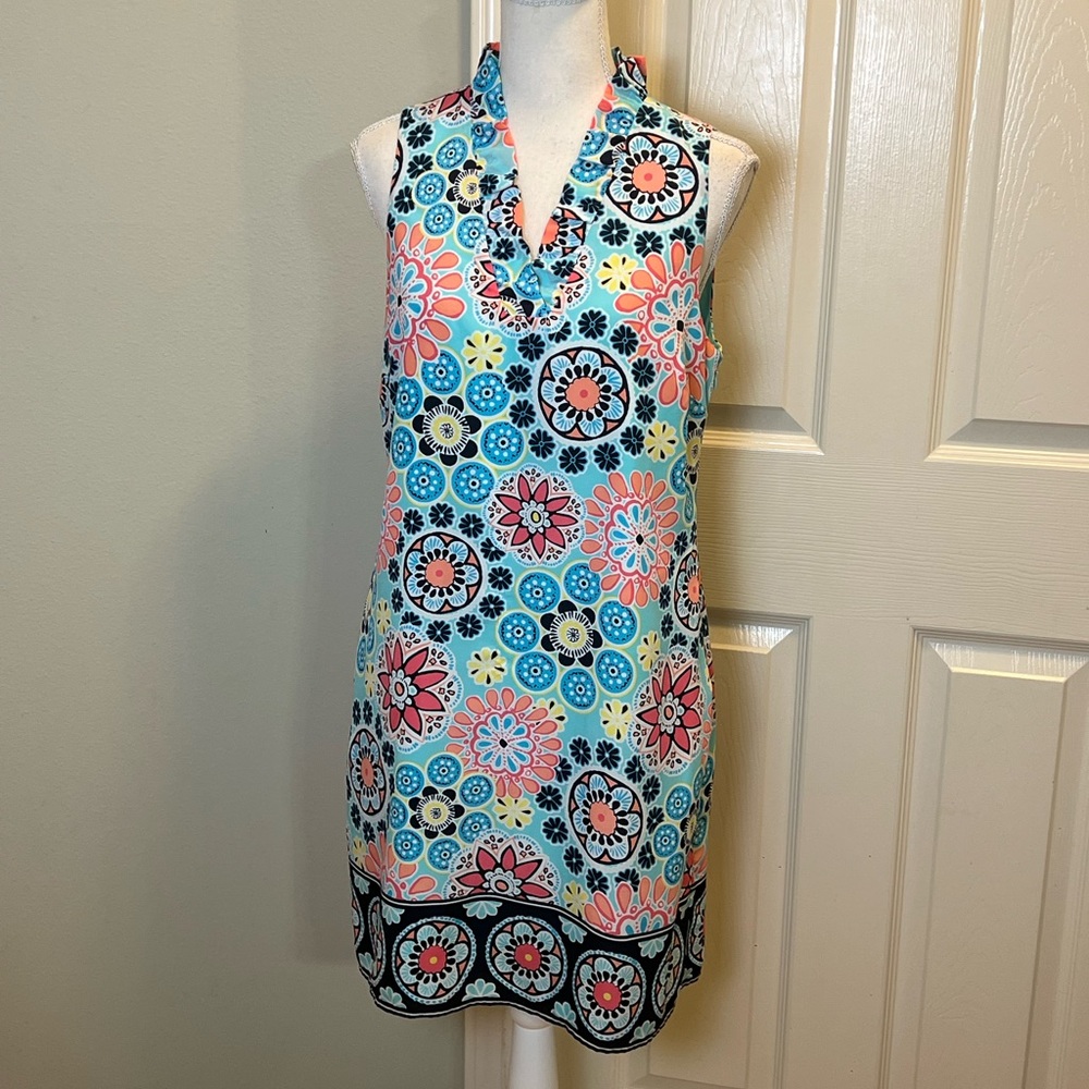 Crown & Ivy Multicolored Sleeveless Shift Dress